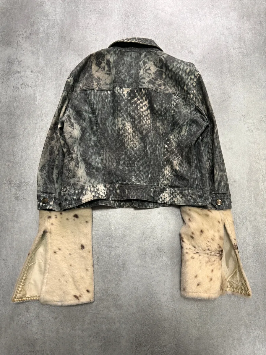 1990s Roberto Cavalli Snake Denim Jacket with Cow Detachable Sleeves - Image 3