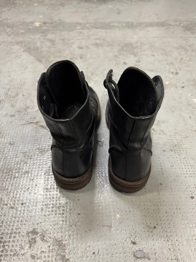 2000s Dolce & Gabbana Black Eroded Leather Boots - Image 5
